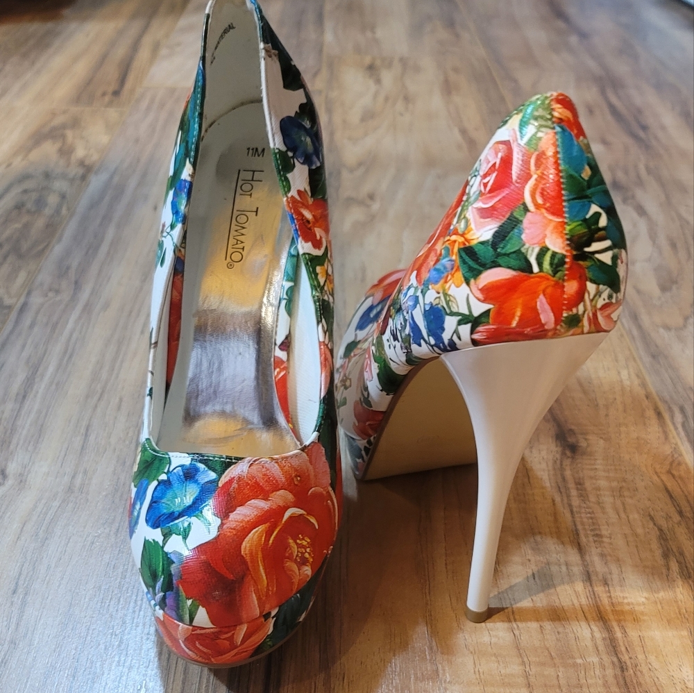 Hot Tomato Flower Shoe